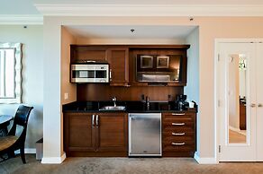 StripViewSuites at Signature