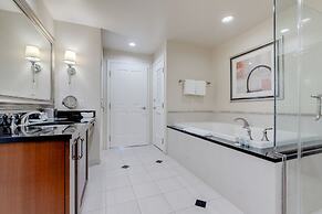 StripViewSuites at Signature