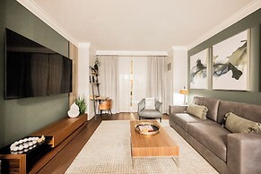 StripViewSuites at Signature