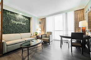 StripViewSuites at Signature