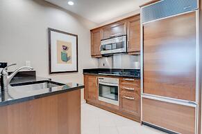 StripViewSuites at Signature