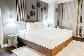StripViewSuites at Signature