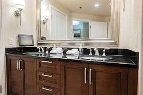 StripViewSuites at Signature