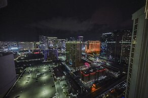 StripViewSuites at Signature