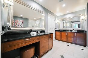 StripViewSuites at Signature