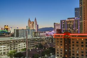 StripViewSuites at Signature