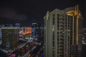 StripViewSuites at Signature