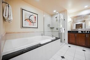 StripViewSuites at Signature