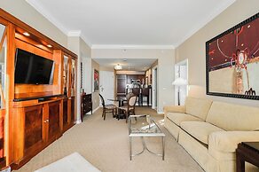 StripViewSuites at Signature