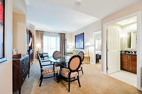 StripViewSuites at Signature