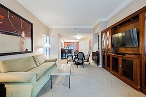 StripViewSuites at Signature