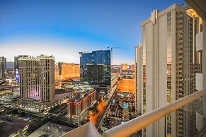 StripViewSuites at Signature
