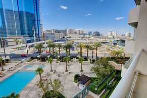 StripViewSuites at Signature