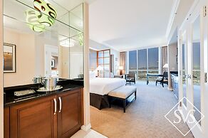 StripViewSuites at Signature