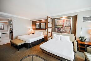 StripViewSuites at Signature