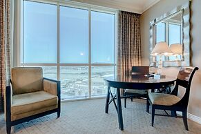 StripViewSuites at Signature