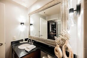 StripViewSuites at Signature