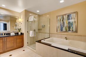 StripViewSuites at Signature