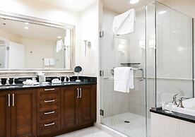 StripViewSuites at Signature