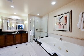 StripViewSuites at Signature