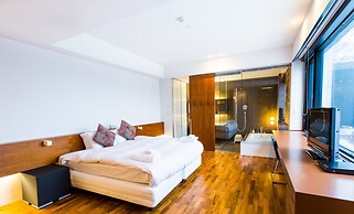 Niseko Central Houses and Apartments