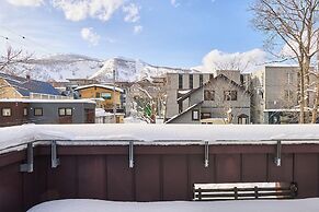 Niseko Central Houses and Apartments