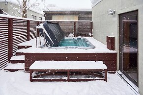 Niseko Central Houses and Apartments