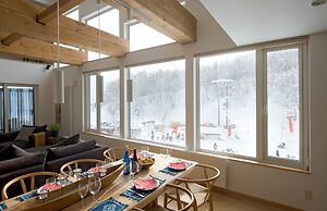 Niseko Central Houses and Apartments