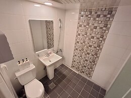 Shine Hotel
