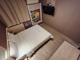 Shine Hotel