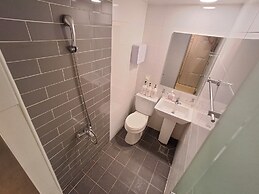 Shine Hotel