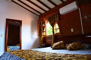 Hostal Valle De Las Camelias