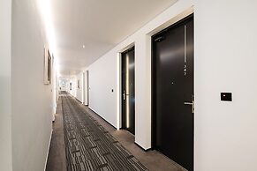 Mipo Oceanside Hotel