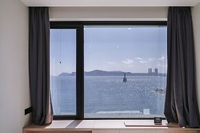 Mipo Oceanside Hotel