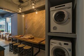 Sleep Box Patong - Hostel