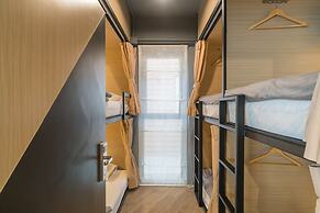 Sleep Box Patong - Hostel