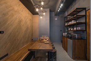 Sleep Box Patong - Hostel