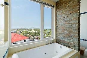 Surisa Seaview Pool Villas