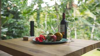 Eden Organic Farm & Bungalows