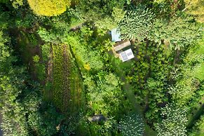 Eden Organic Farm & Bungalows