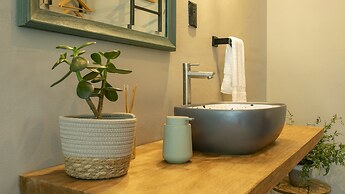 Eden Organic Farm & Bungalows