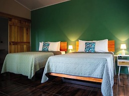 Eden Organic Farm & Bungalows