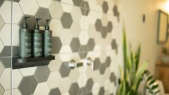 Eden Organic Farm & Bungalows