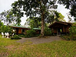 Eden Organic Farm & Bungalows