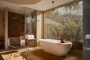 Devasom Khao Lak Beach Resort & Villas