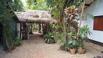 Mut Mee Garden Guest House
