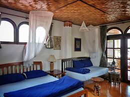 Mut Mee Garden Guest House