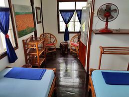 Mut Mee Garden Guest House