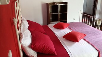 Village Villa Home Stay
