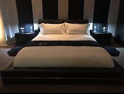 Amaré Beachside Luxury